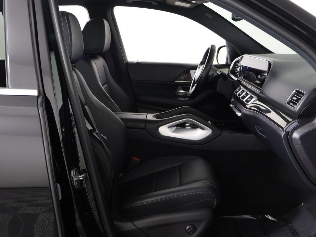 Used 2022 Mercedes-Benz GLE 450 4MATIC w/ AMG Line Exterior image 28