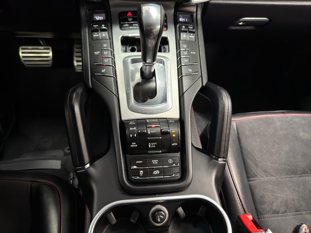 Used 2017 Porsche Cayenne GTS AWD/4WD image 21