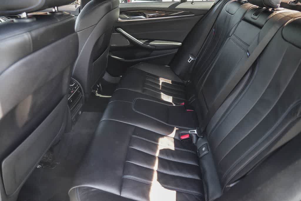 Used 2017 BMW 540i RWD image 19