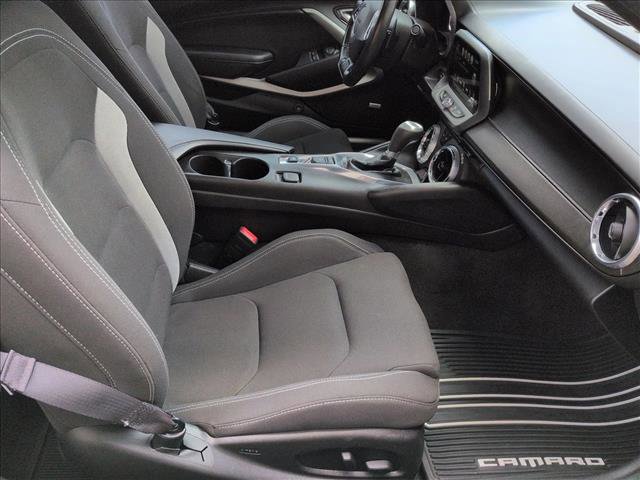 Used 2017 Chevrolet Camaro LT w/ Technology Package RWD image 16