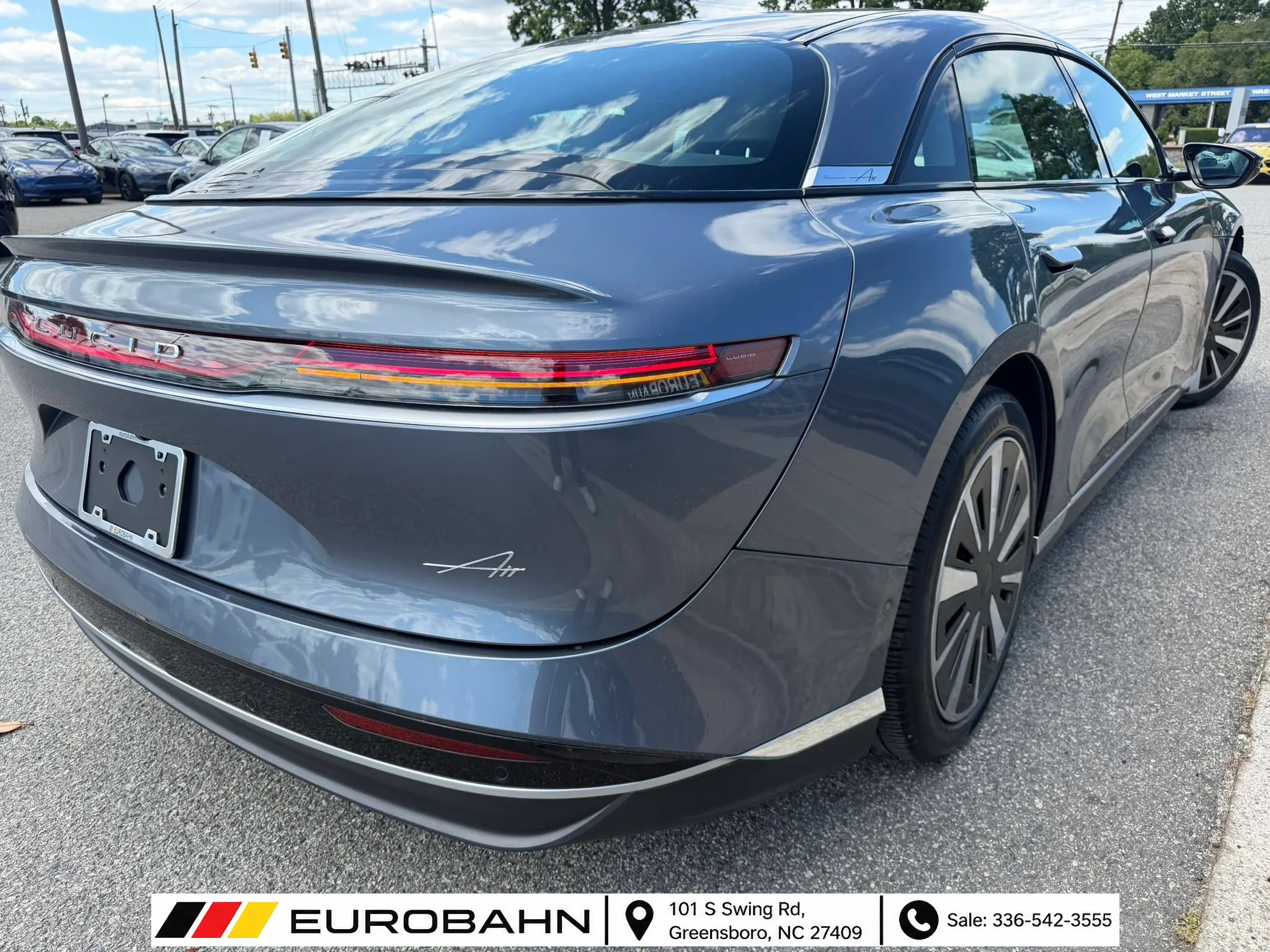 Used 2024 Lucid Air Pure RWD image 5