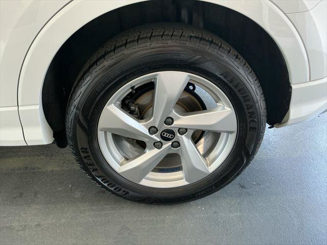Used 2022 Audi Q3 2.0T Premium AWD/4WD image 27