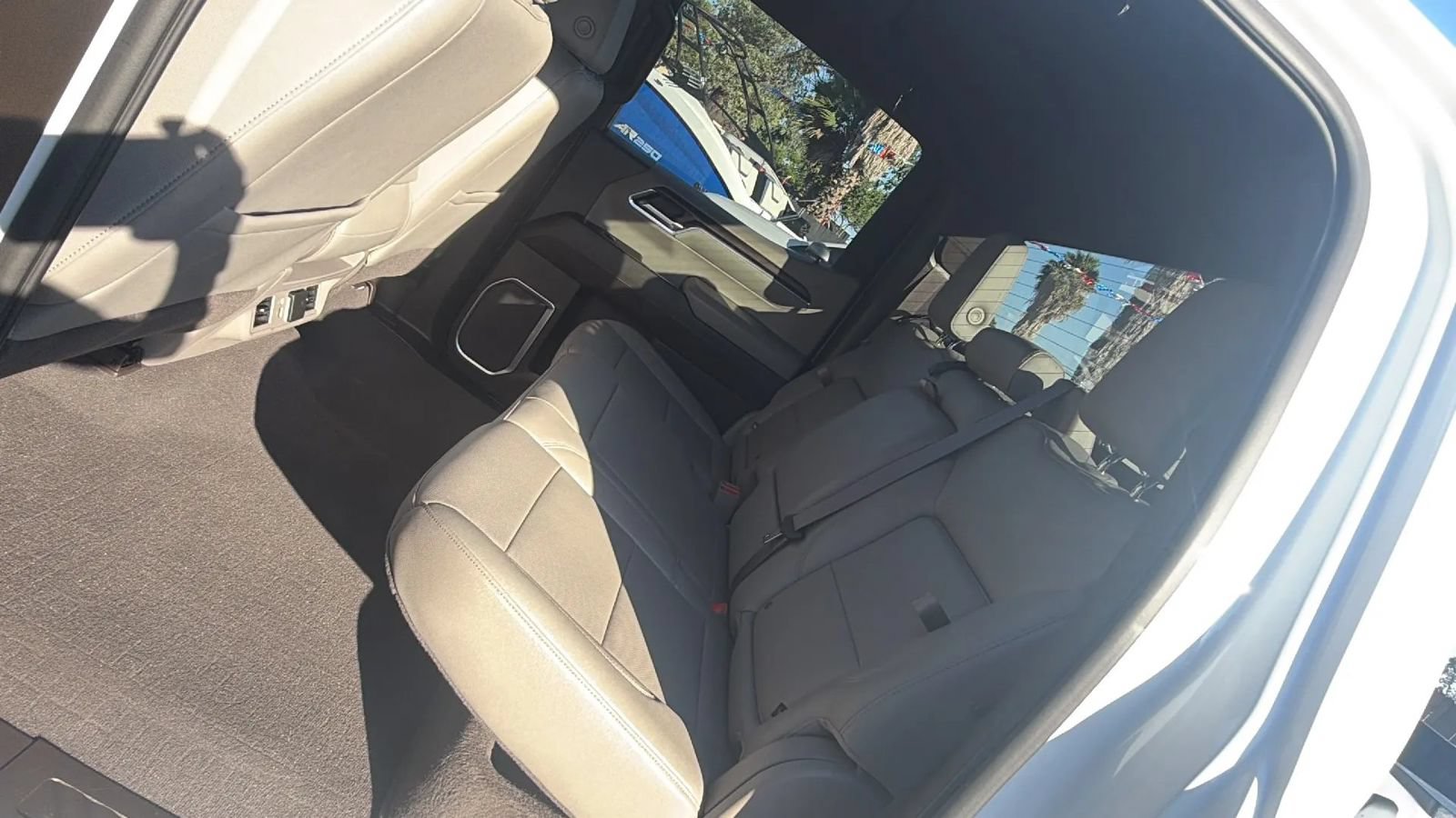 Used 2023 GMC Sierra 1500 SLT RWD image 30