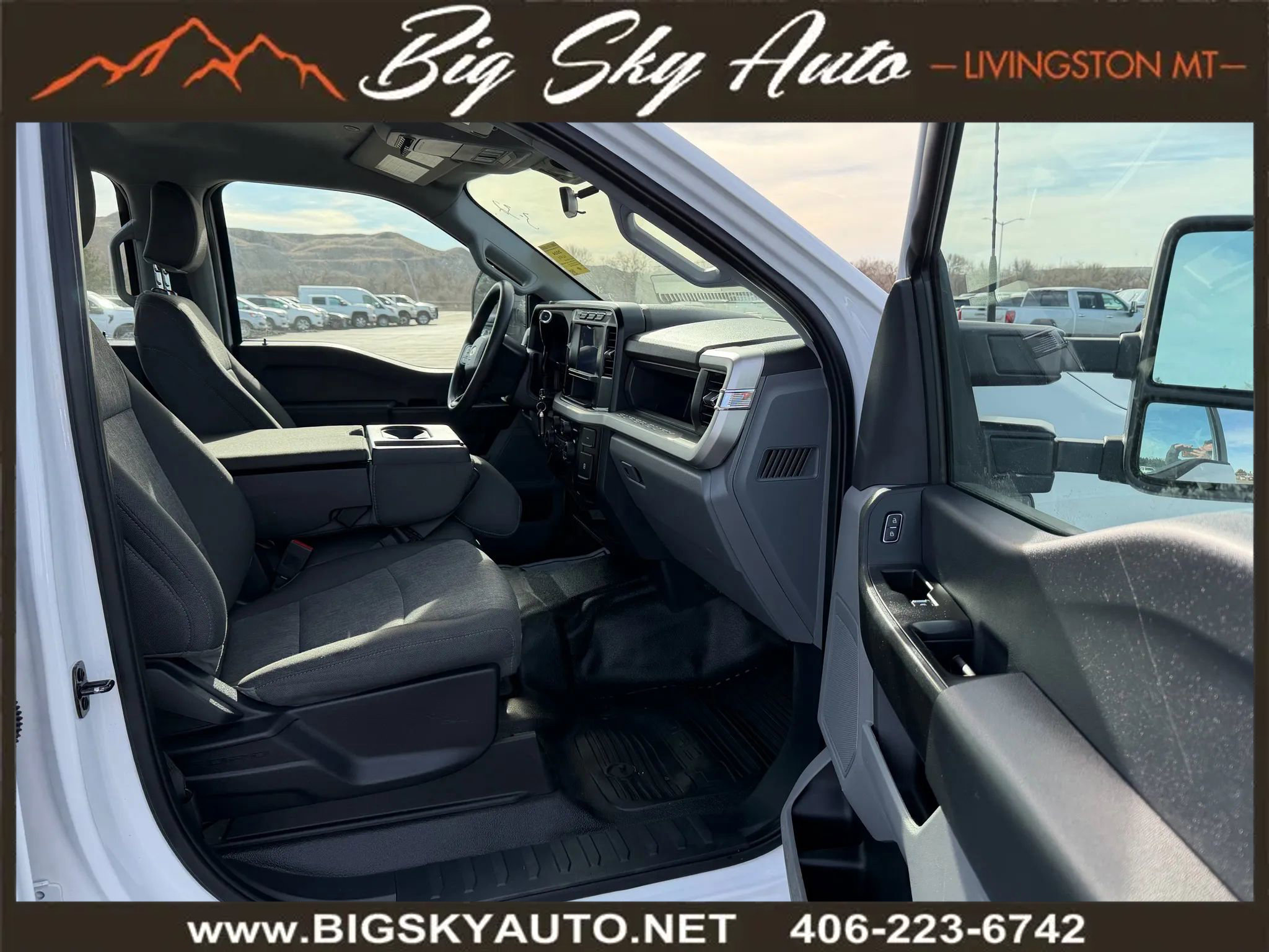 Used 2024 Ford F250 XL w/ XL Chrome Package image 20