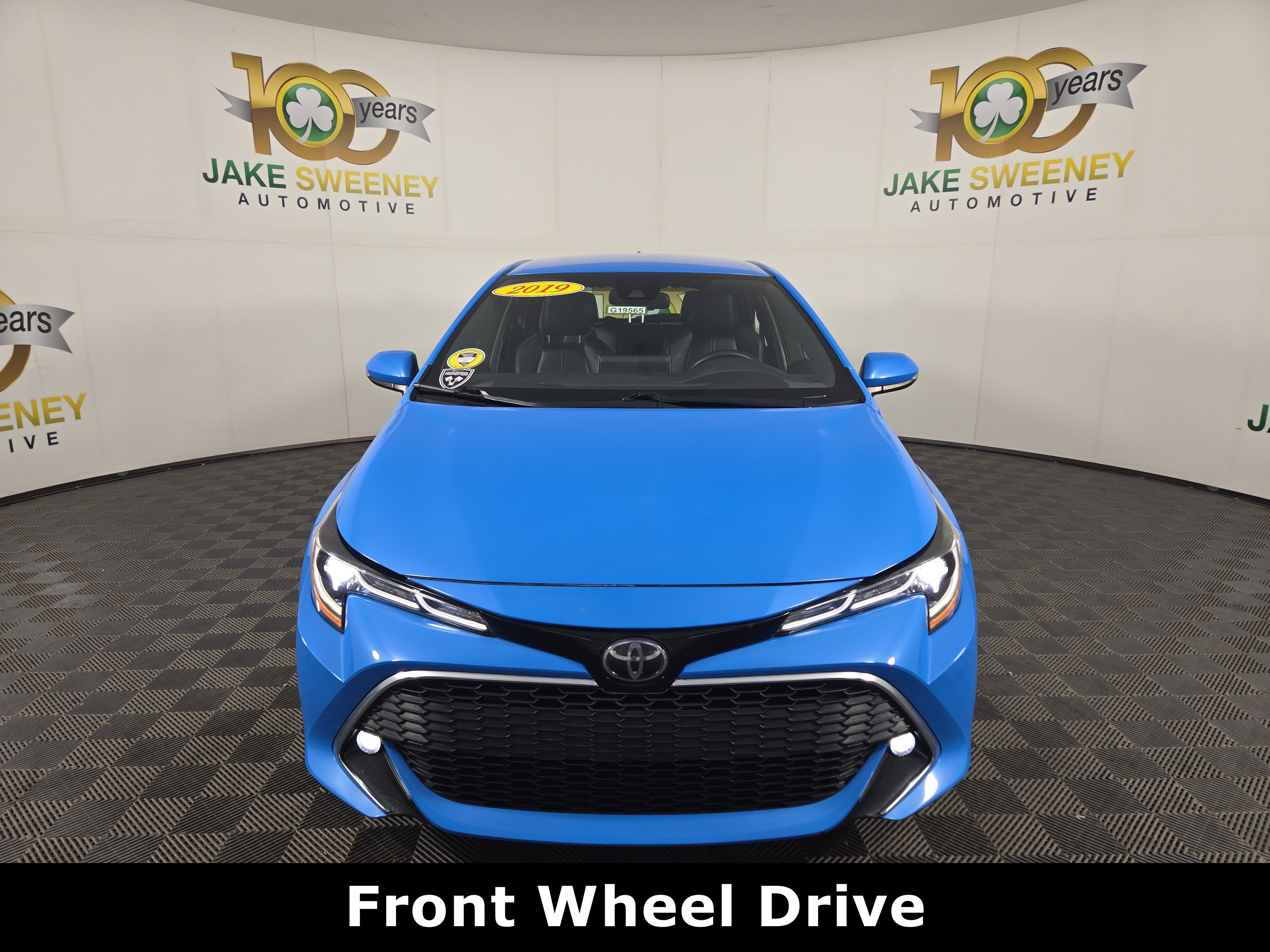 Used 2019 Toyota Corolla XSE image 2