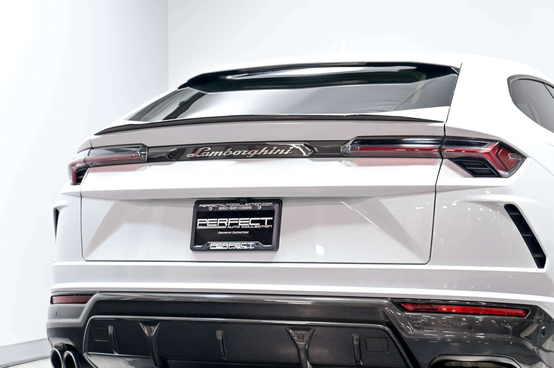 Used 2020 Lamborghini Urus AWD/4WD image 96