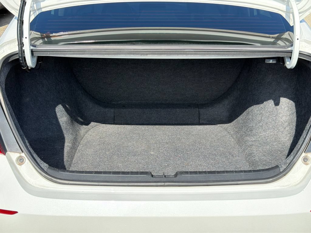 Used 2020 Honda Accord LX image 25