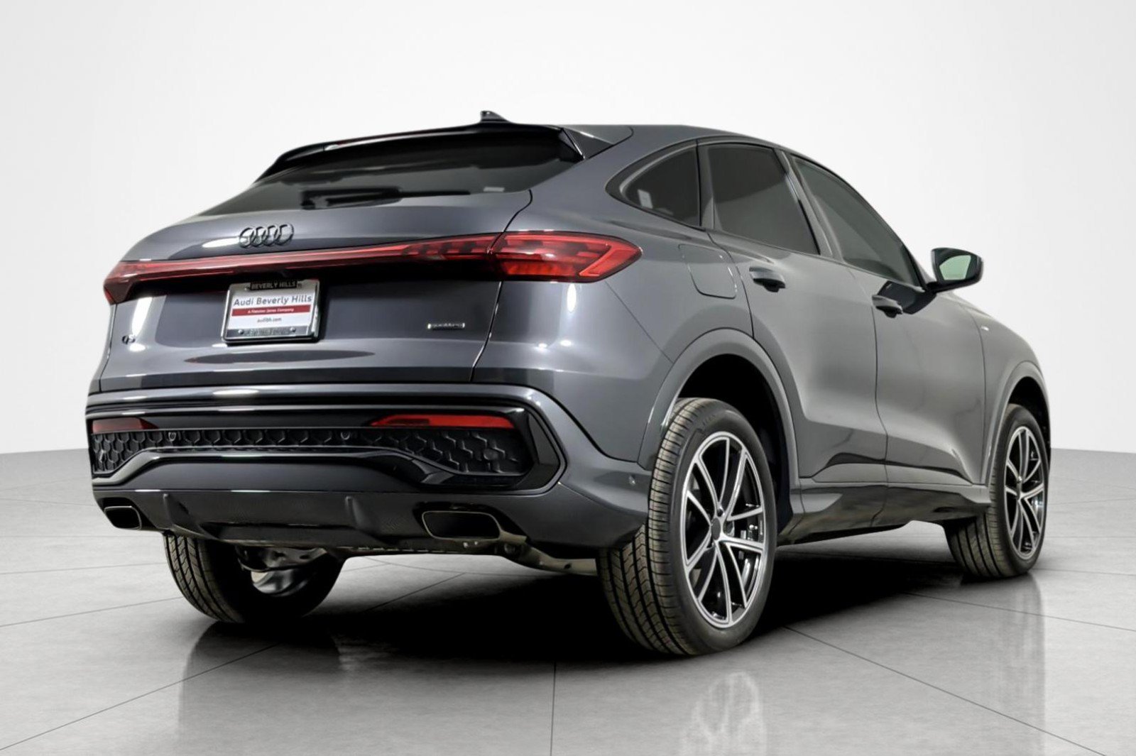 New 2026 Audi Q5 Premium Plus AWD/4WD image 6