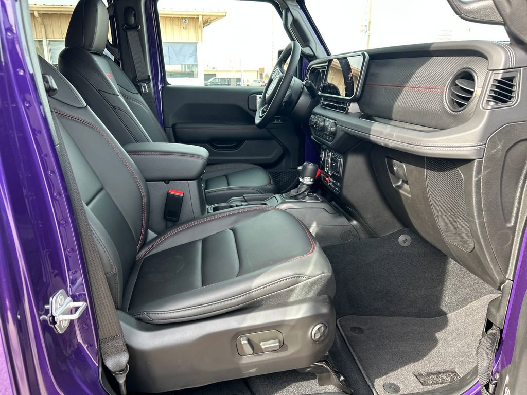 New 2026 Jeep Wrangler Unlimited Rubicon w/ Safety Group AWD/4WD image 20