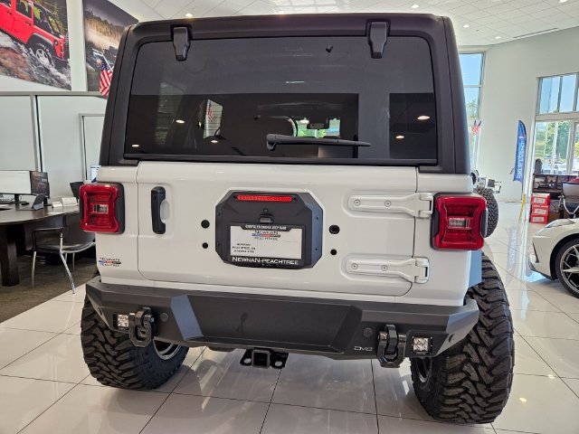 New 2025 Jeep Wrangler Unlimited Rubicon AWD/4WD image 11