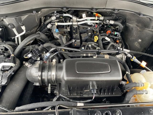 Used 2023 Ford Explorer XLT AWD/4WD image 21