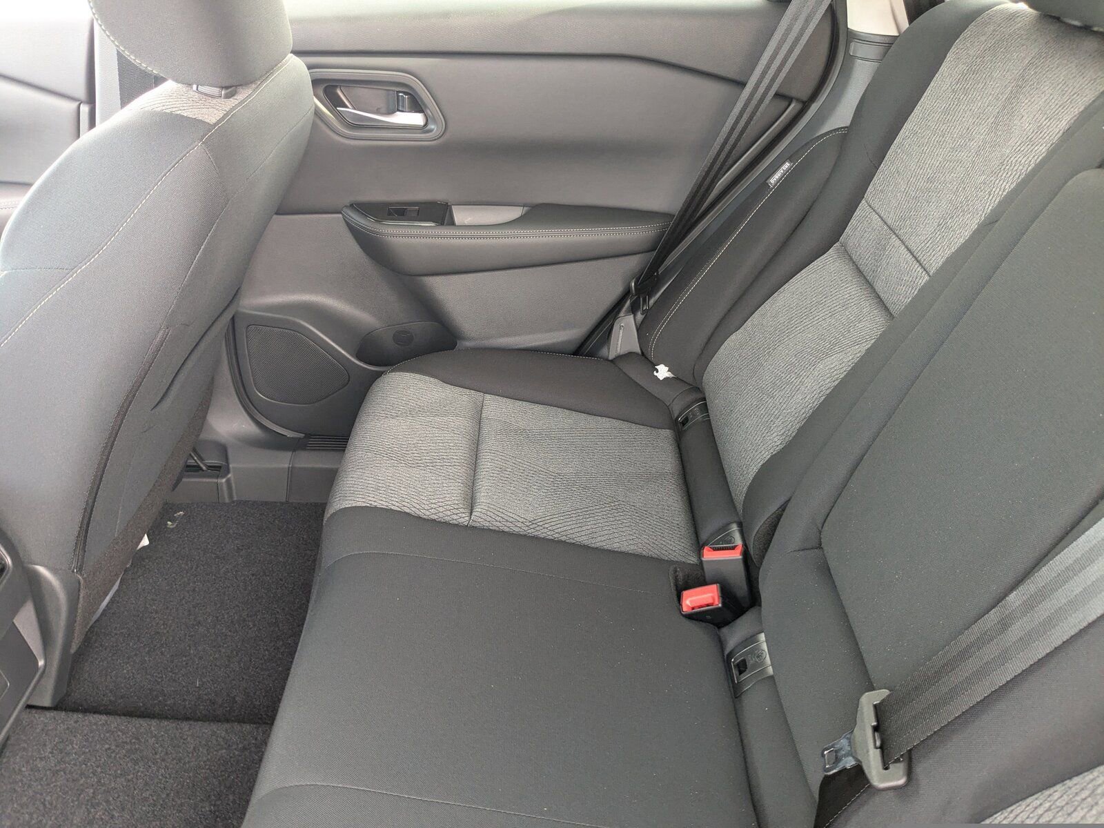 New 2026 Nissan Rogue SV image 28