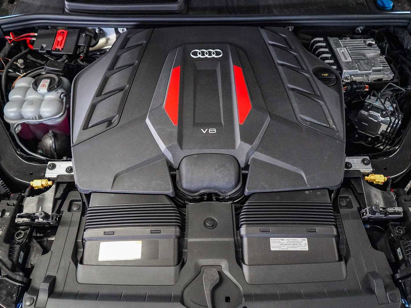 New 2026 Audi SQ7 Premium Plus AWD/4WD image 26