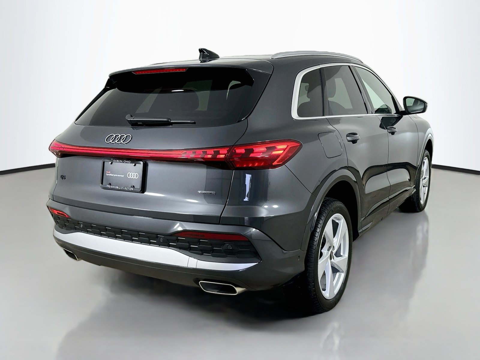 Certified 2025 Audi Q5 Premium w/ Premium Plus AWD/4WD image 5