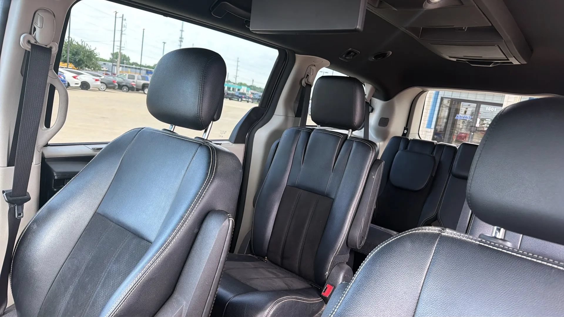 Used 2019 Dodge Grand Caravan SXT w/ Driver Convenience Group FWD image 63