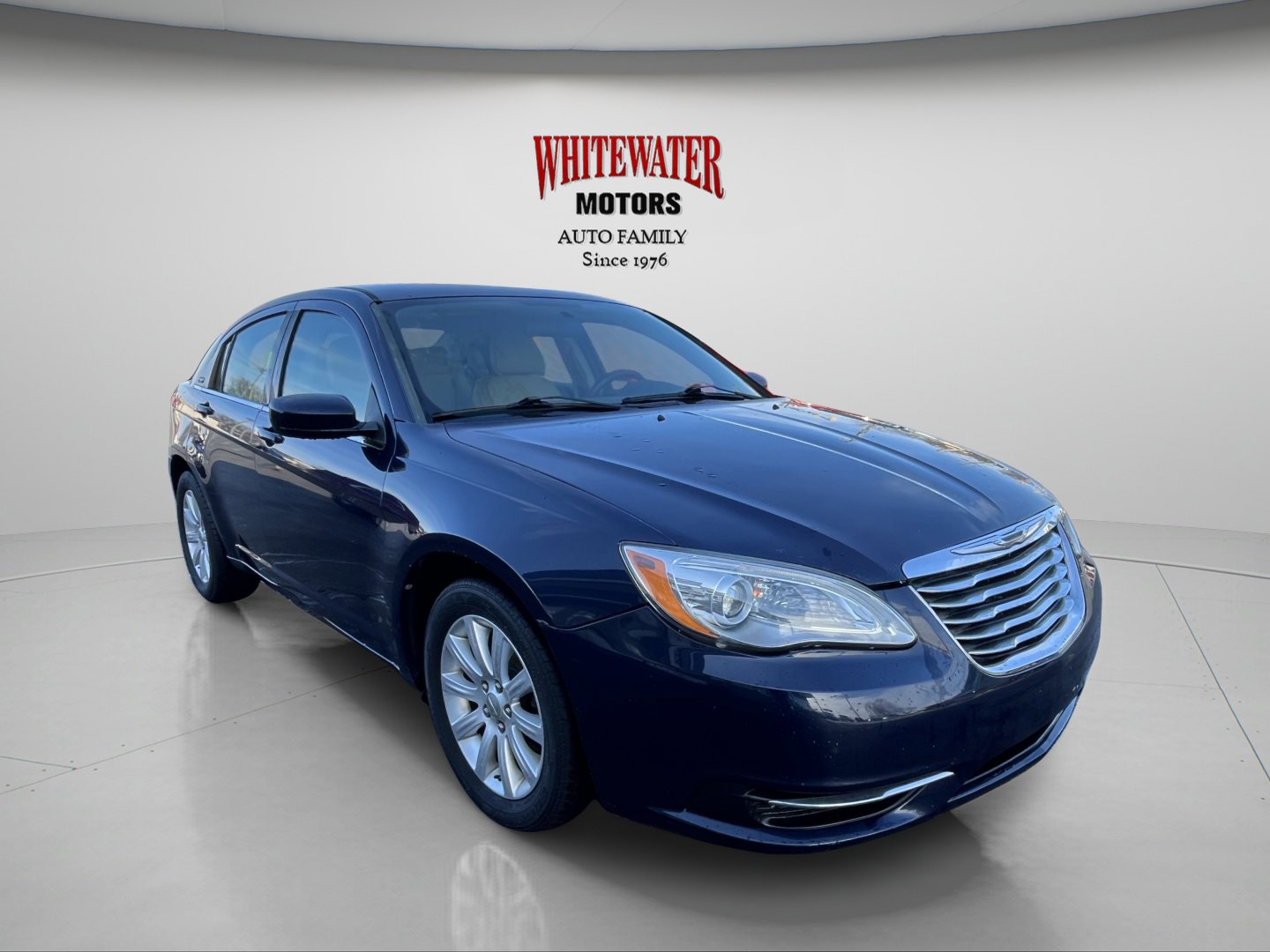 Used 2014 Chrysler 200 Touring image 8