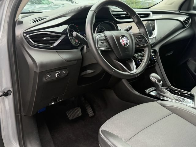 Used 2023 Buick Encore GX Select w/ Sport Touring Package FWD image 13