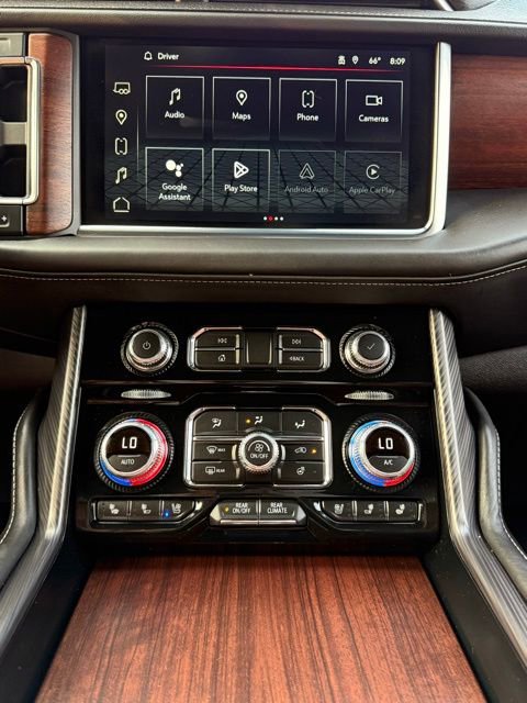 Used 2024 GMC Yukon XL Denali Ultimate image 29