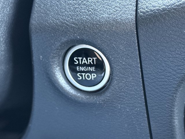 Used 2024 Nissan Frontier SV RWD image 21