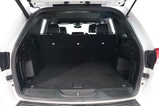 Used 2022 Jeep Grand Cherokee Laredo X image 32