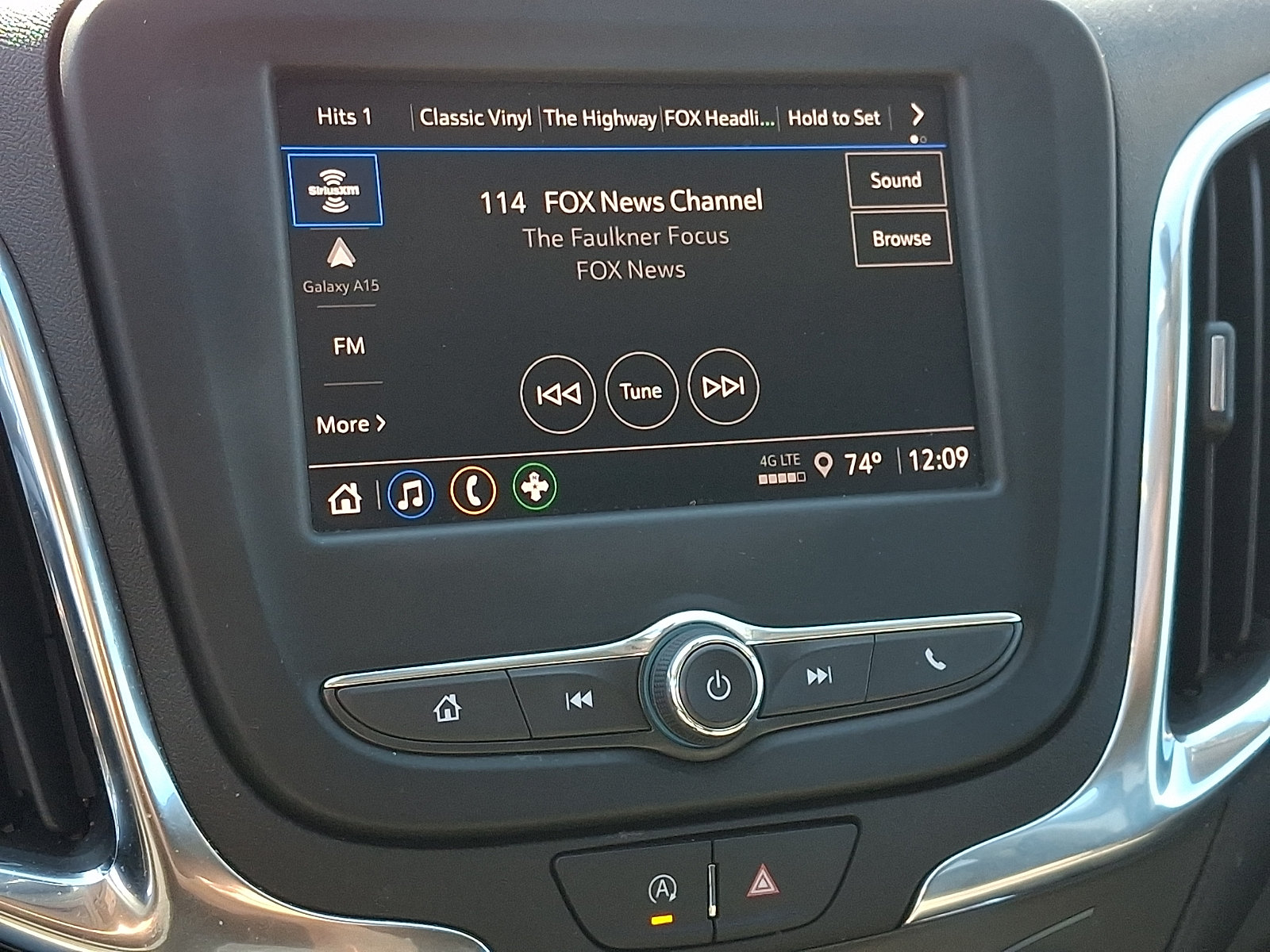 Certified 2024 Chevrolet Equinox LT AWD/4WD image 17