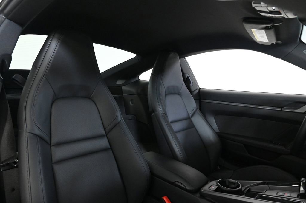 Used 2025 Porsche 911 Carrera w/ Sport Chrono Package image 18