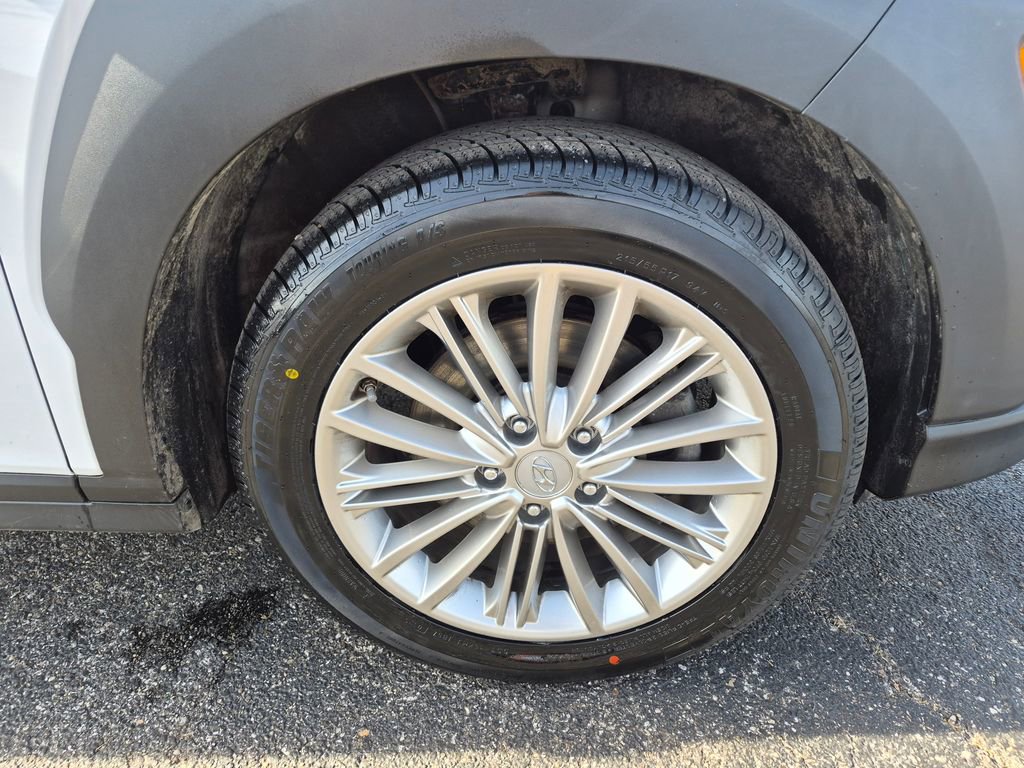 Used 2021 Hyundai Kona SEL Plus AWD/4WD image 31