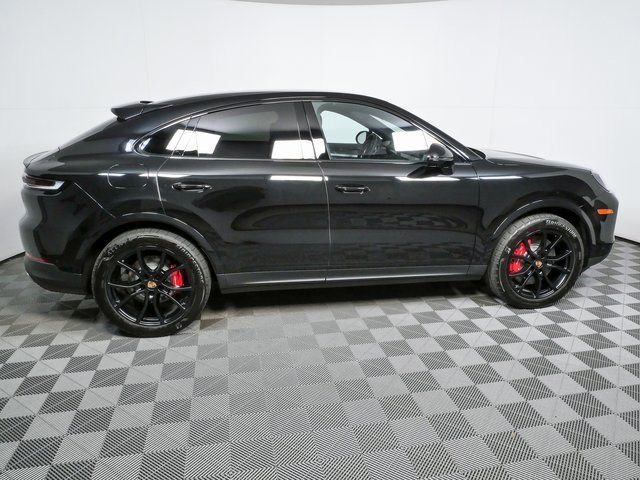 New 2026 Porsche Cayenne S image 28