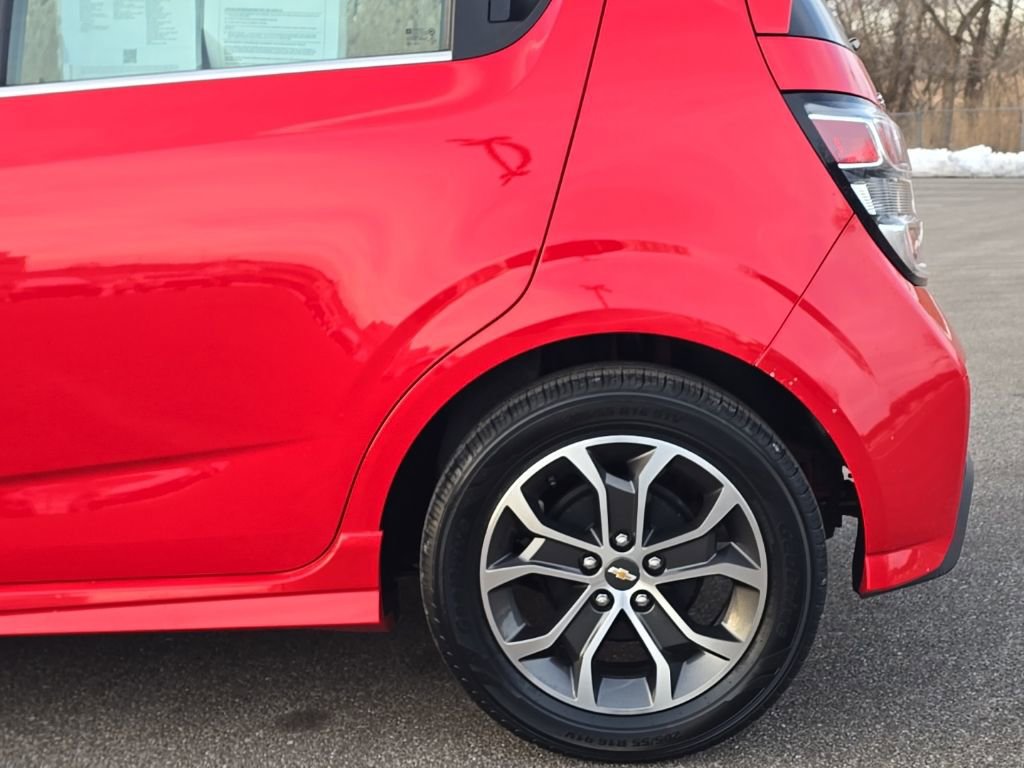 Used 2017 Chevrolet Sonic LT w/ Convenience Package image 5