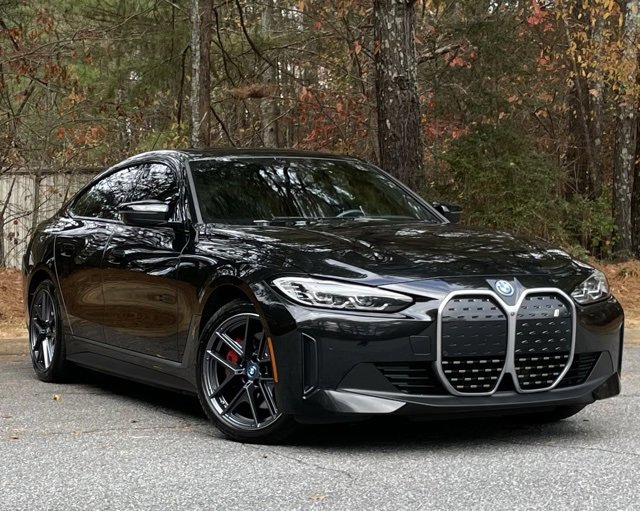 Used 2023 BMW i4 eDrive35 w/ Premium Package image 10