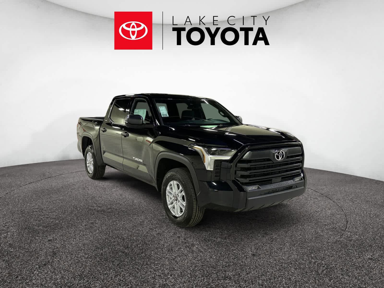 New 2026 Toyota Tundra SR5 AWD/4WD image 9