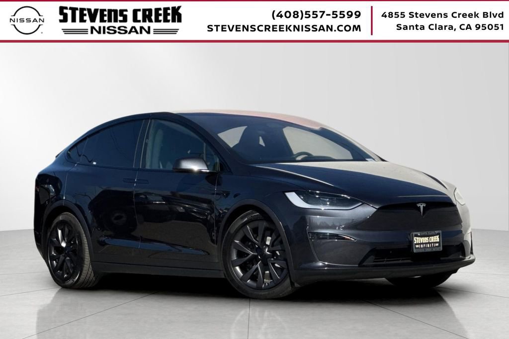 Used 2024 Tesla Model X image 1
