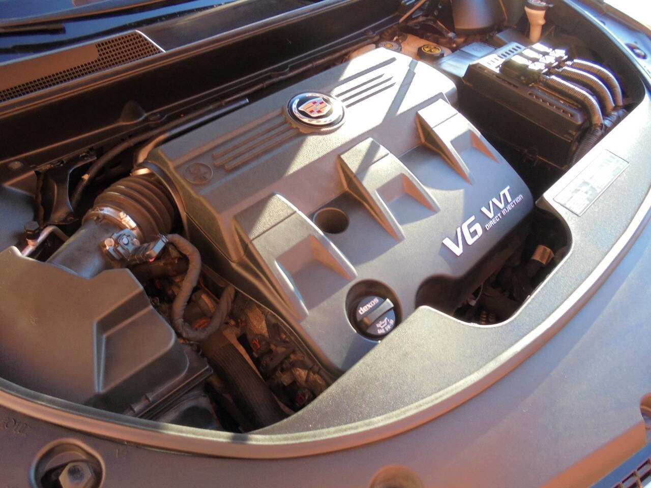 Used 2013 Cadillac SRX Luxury image 34