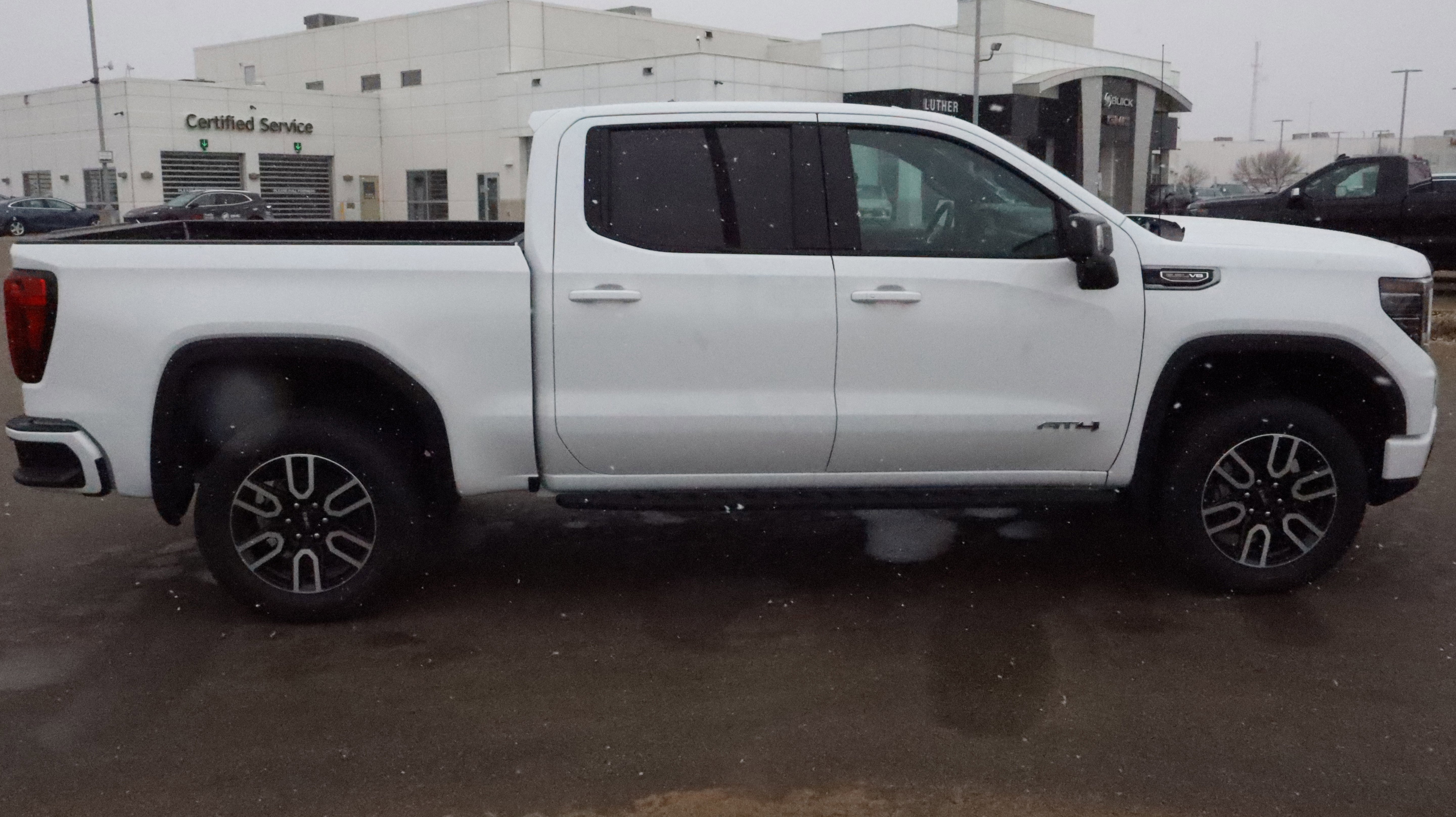 New 2026 GMC Sierra 1500 AT4 w/ AT4 Premium Package image 9