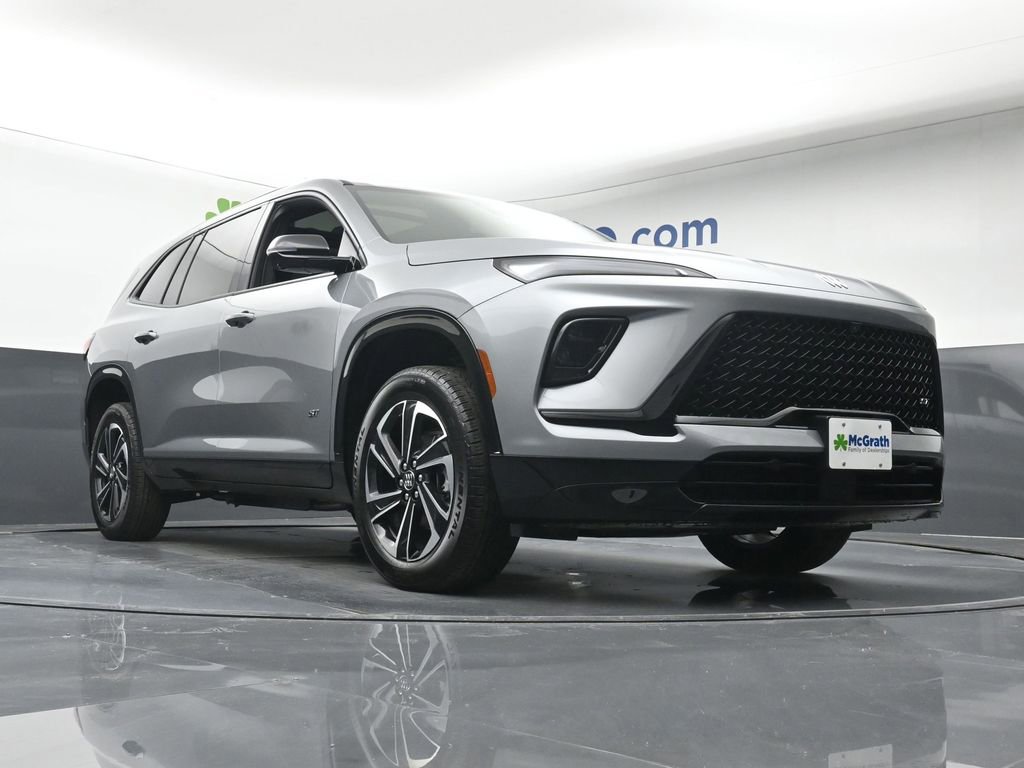 Used 2025 Buick Enclave Sport Touring w/ Power Package image 31