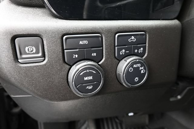 Used 2023 Chevrolet Silverado 1500 LT AWD/4WD image 24