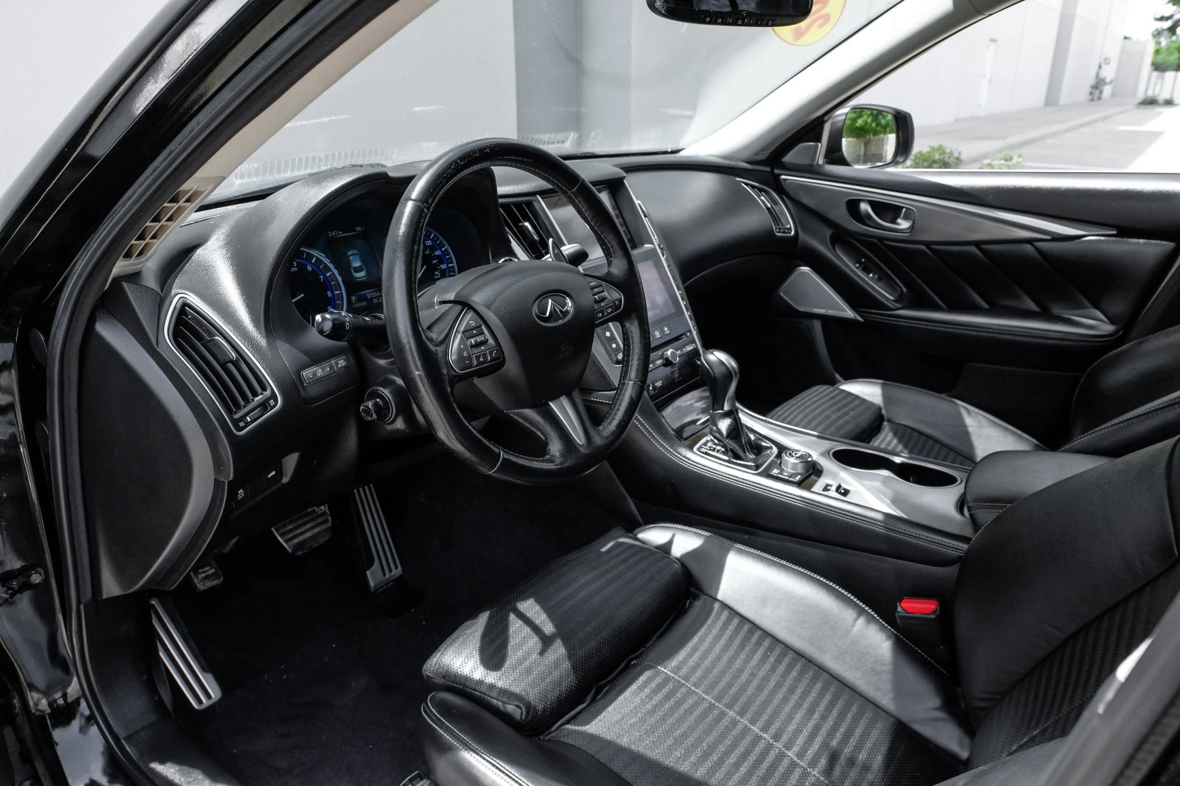 Used 2017 INFINITI Q50 Sport RWD image 21