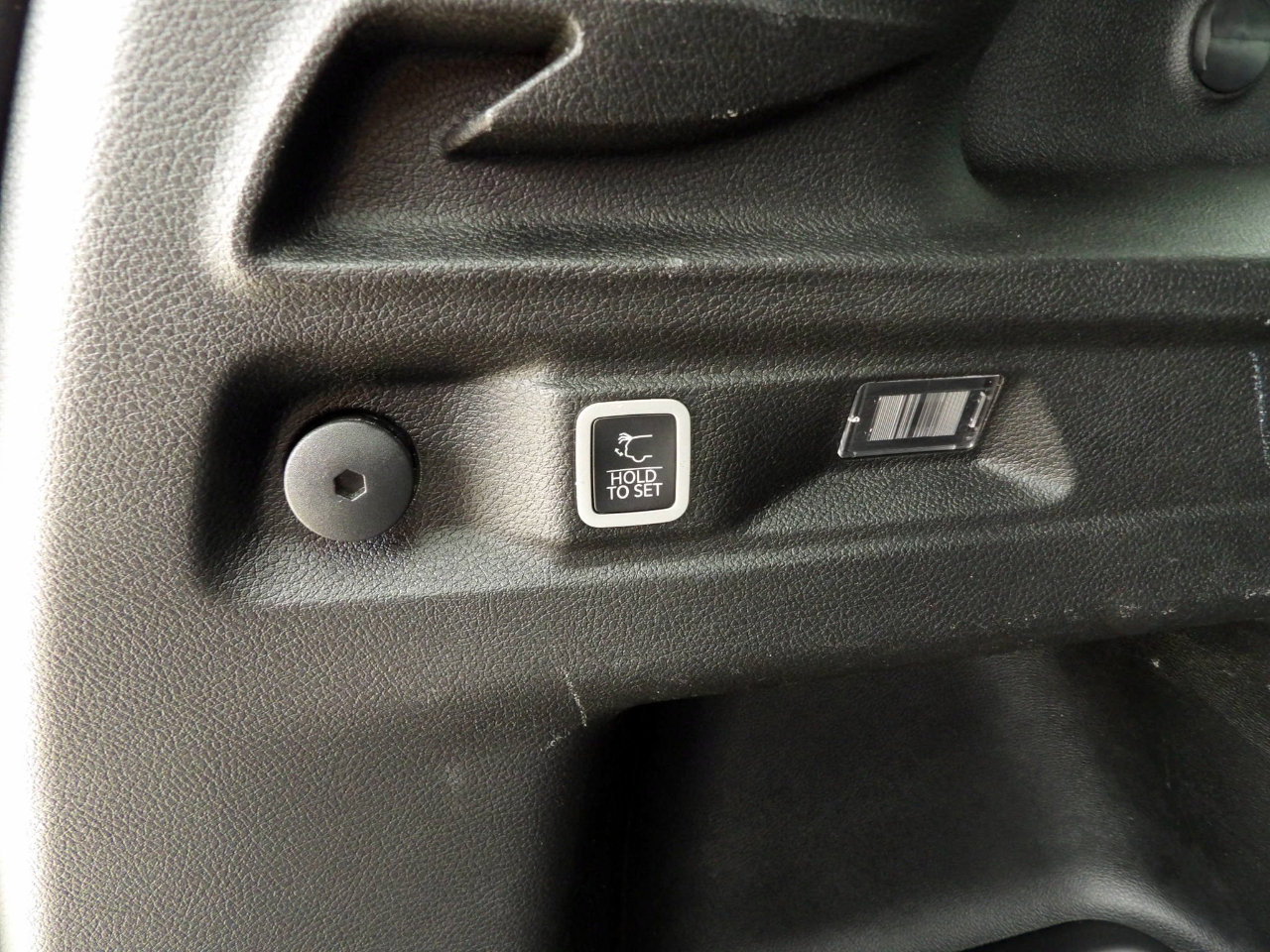 Used 2023 Jeep Grand Cherokee L Laredo image 33