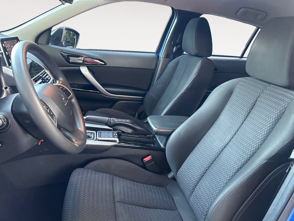 Used 2020 Mitsubishi Eclipse Cross LE AWD/4WD image 9