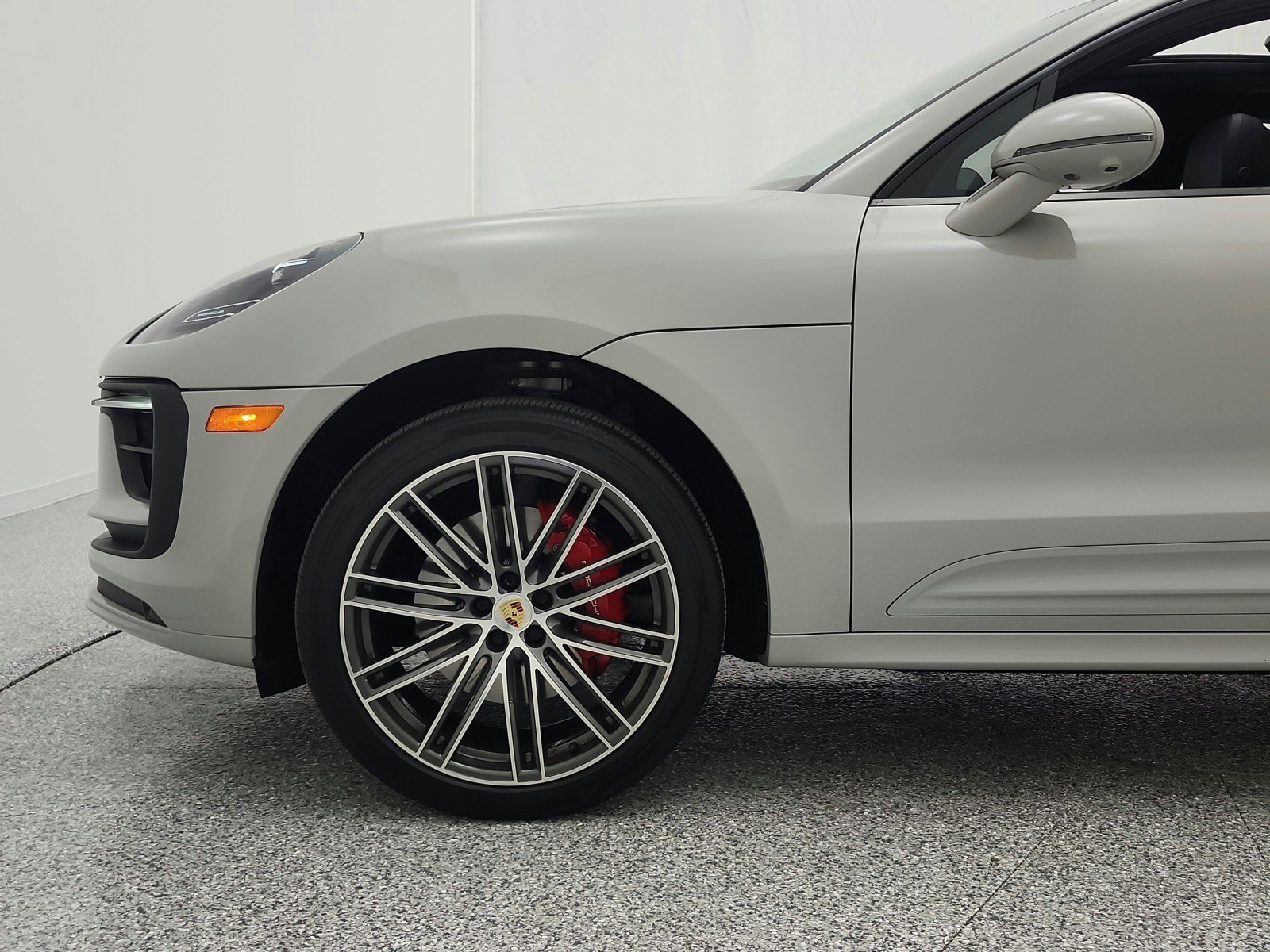Used 2023 Porsche Macan S image 31