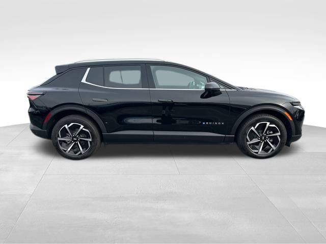 New 2026 Chevrolet Equinox EV LT image 6