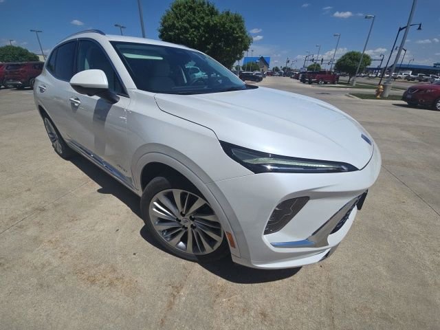 Used 2024 Buick Envision Avenir AWD/4WD image 8