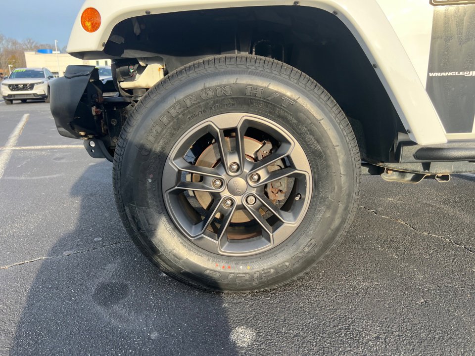 Used 2018 Jeep Wrangler Sport image 31