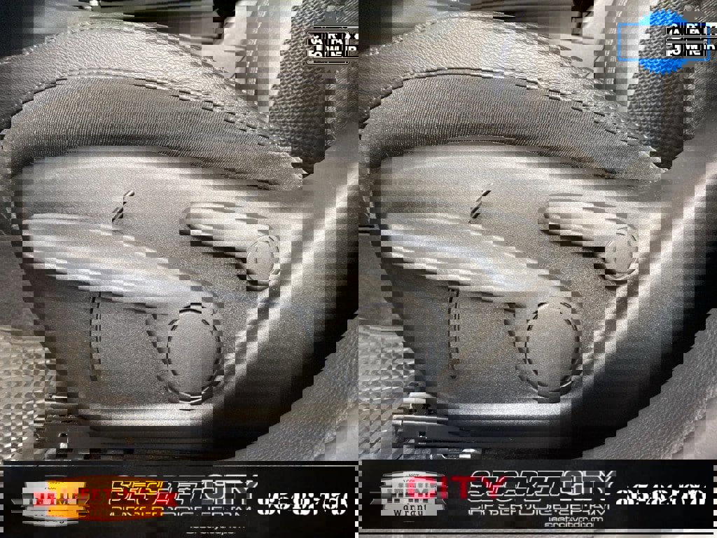 Used 2025 Jeep Compass Latitude w/ Altitude Special Edition image 13