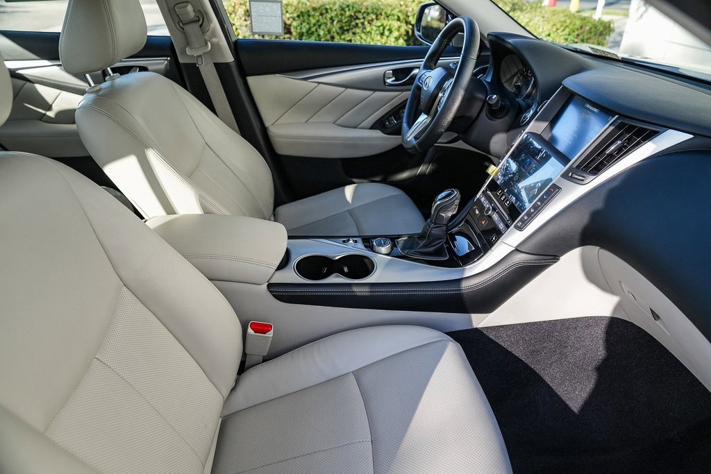 Certified 2023 INFINITI Q50 Luxe w/ Cargo Package image 15