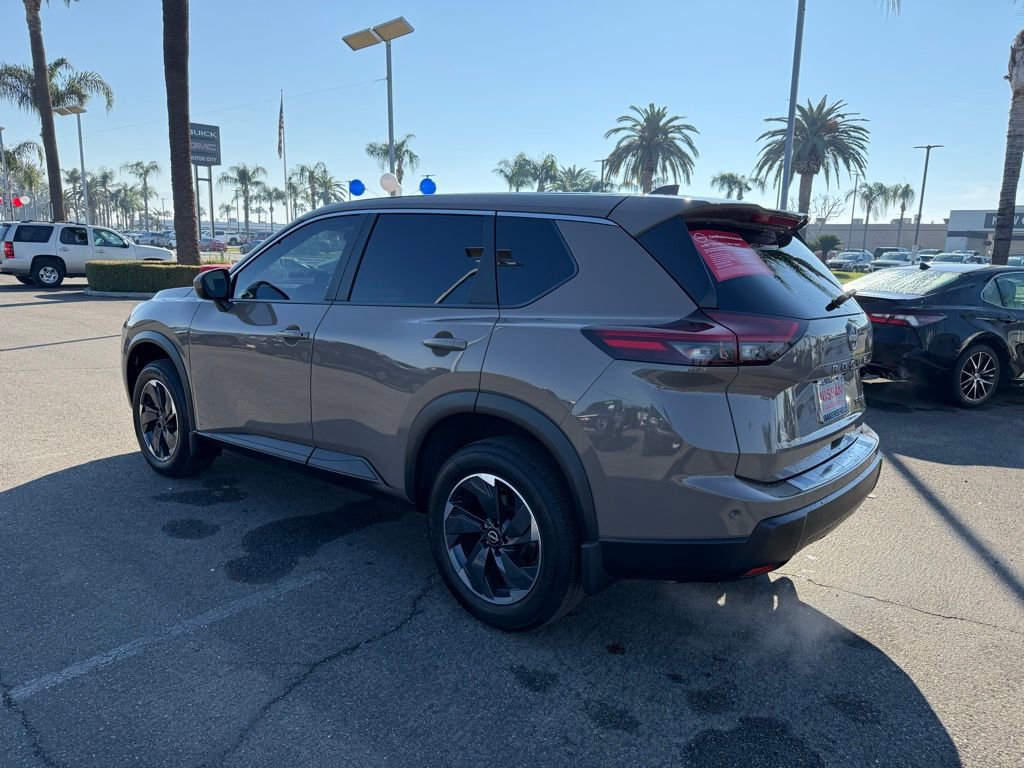 Certified 2024 Nissan Rogue SV image 4