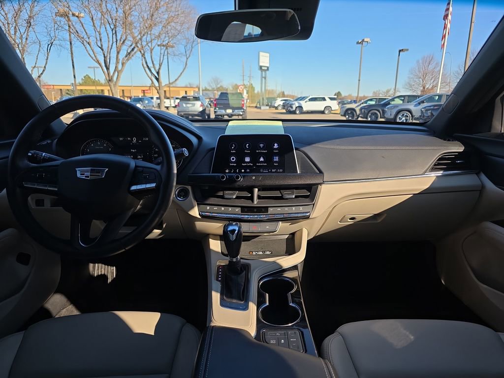 Used 2023 Cadillac CT4 Luxury image 13