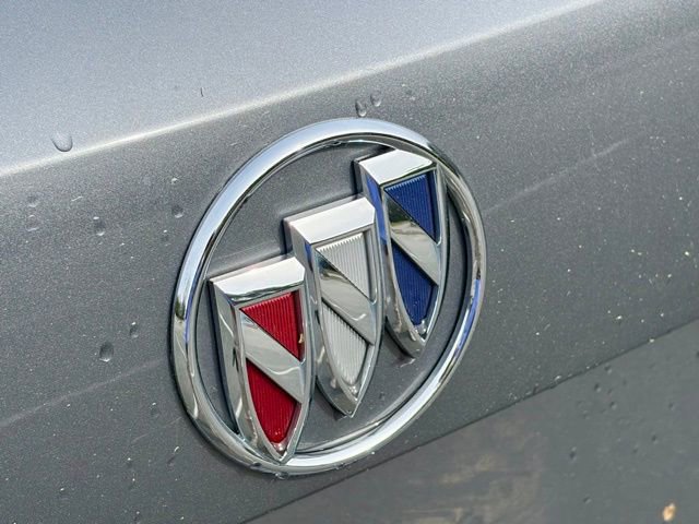 Used 2021 Buick Envision Essence w/ Technology Package I FWD image 16