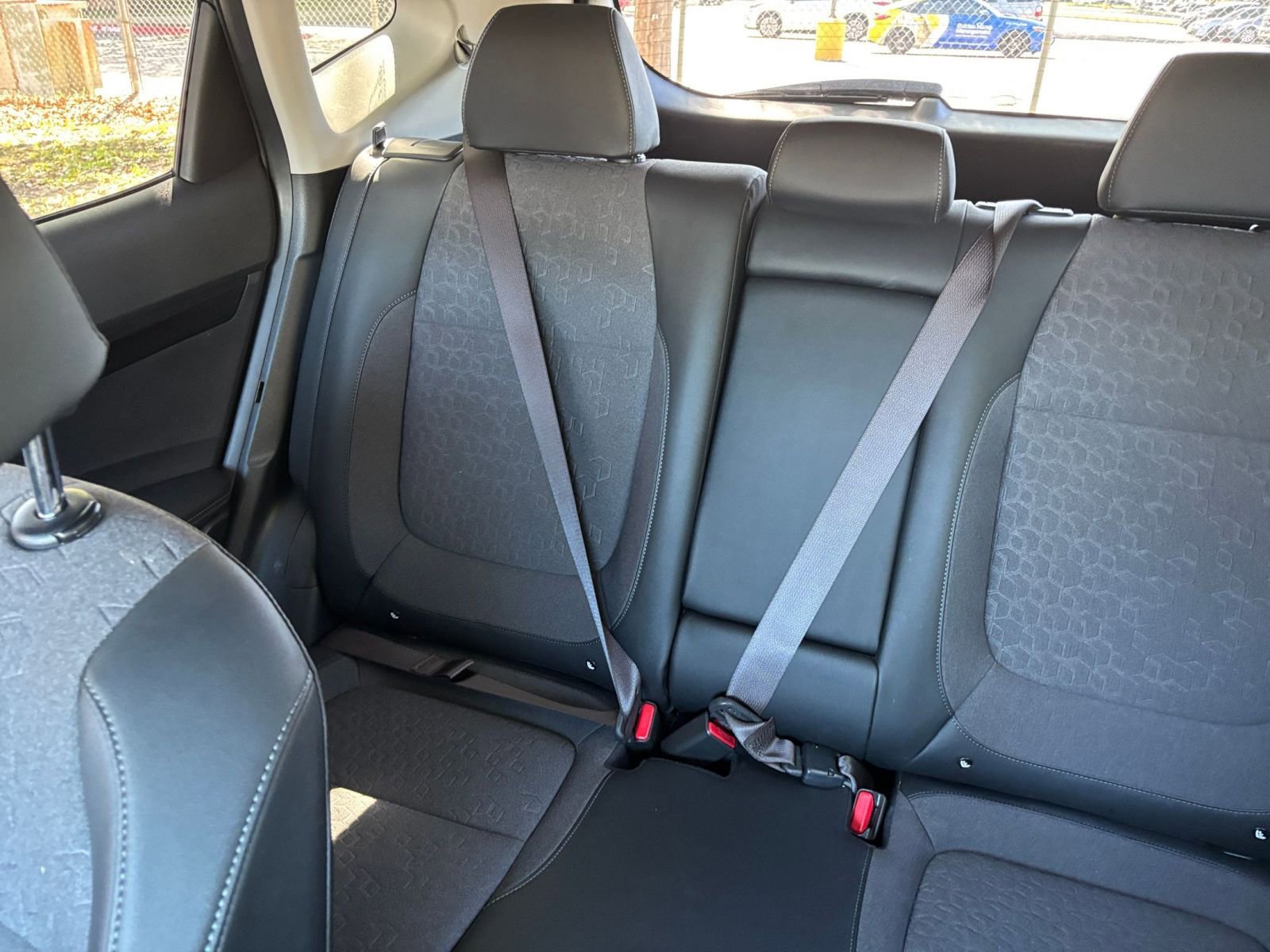 Used 2025 Kia Seltos S image 34