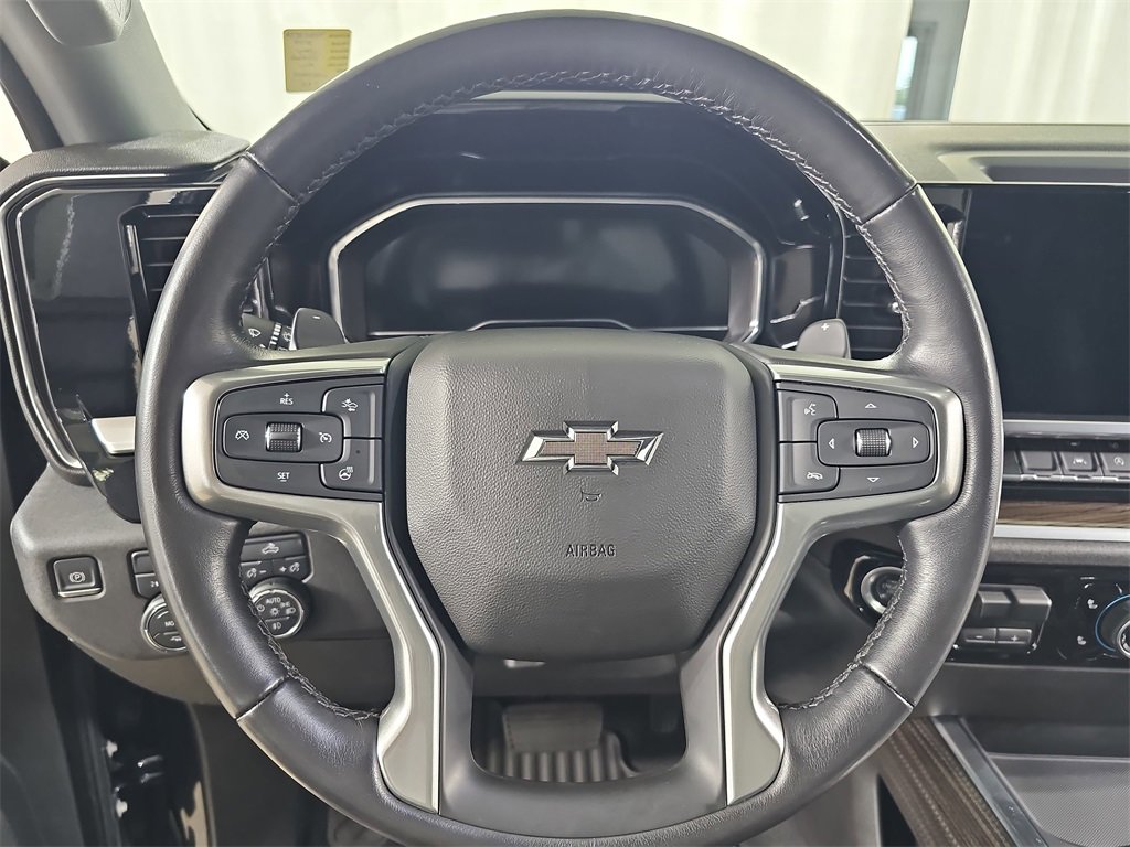 Certified 2022 Chevrolet Silverado 1500 RST image 25